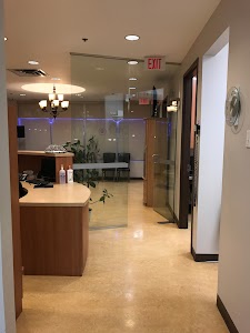 Apple's Crown Dental Clinic place picture